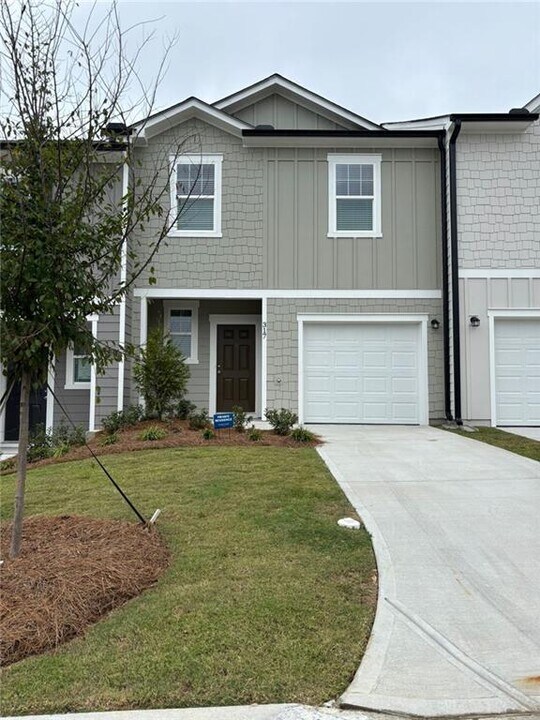 317 Winton Wy in Villa Rica, GA - Building Photo
