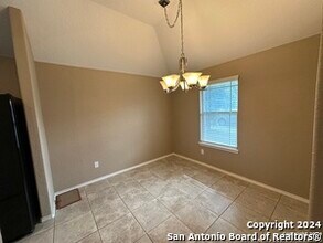 3327 Candlemoon Dr in San Antonio, TX - Building Photo - Building Photo