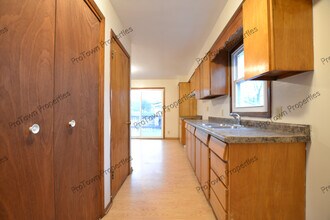 125 Saint Joseph Ave in Joliet, IL - Building Photo - Building Photo