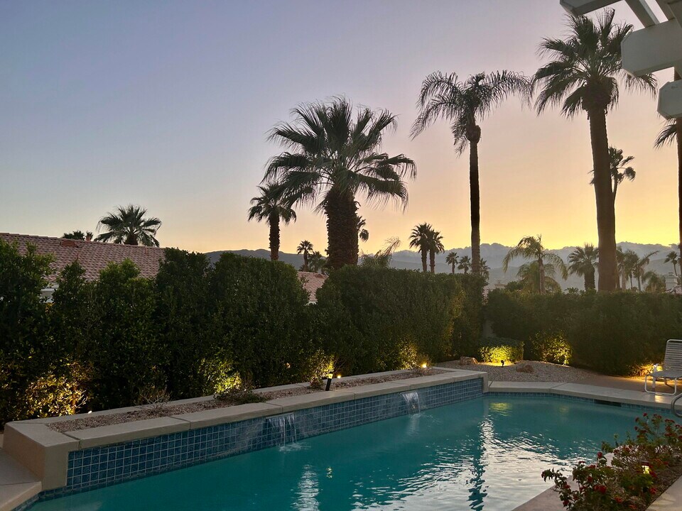 281 Corte San Marco in Palm Desert, CA - Building Photo