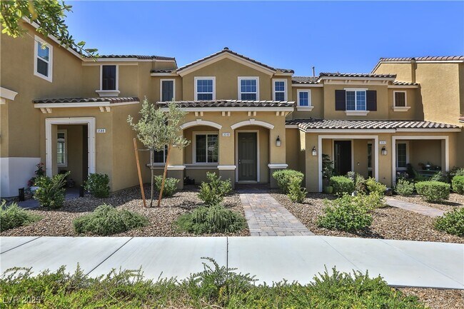 property at 3590 Credere Ln