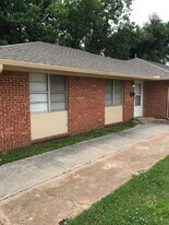 310-314 E Lindsey St in Norman, OK - Building Photo