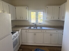 606 Summit Ave, Unit Unit 2 in Syracuse, NY - Building Photo