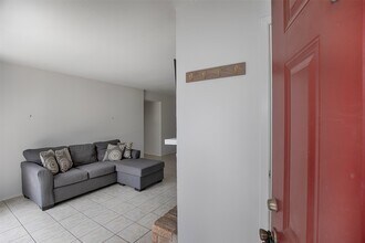 18511 Egret Bay Blvd in Houston, TX - Building Photo - Building Photo