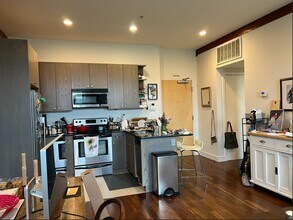 460 Harrison Ave in Boston, MA - Building Photo - Building Photo