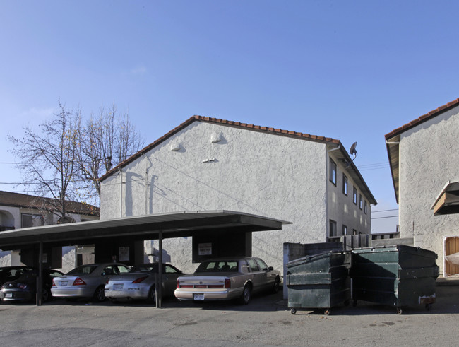 4561 Lafayette St in Santa Clara, CA - Foto de edificio - Building Photo