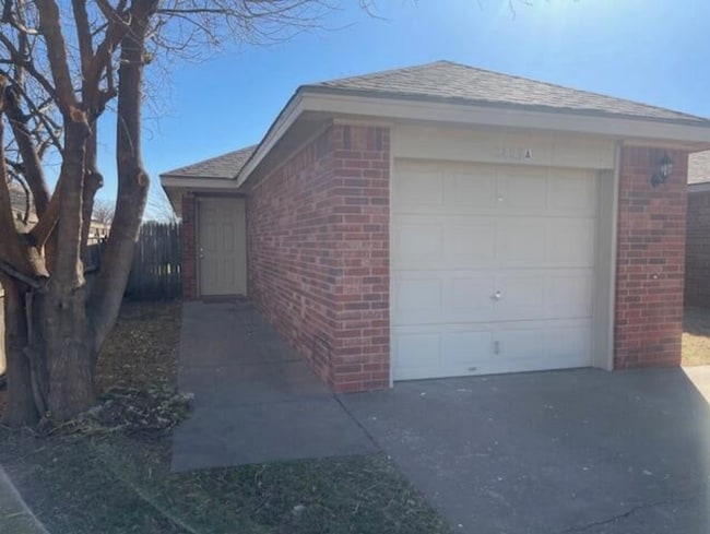 2403 87th St in Lubbock, TX - Foto de edificio - Building Photo