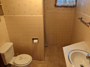 3711 Waukegan Rd-Unit -3 in McHenry, IL - Building Photo - Building Photo