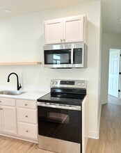 754 Pine View Dr in Saratoga Springs, UT - Building Photo - Building Photo