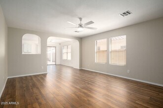 7940 W Mission Ln in Peoria, AZ - Building Photo - Building Photo