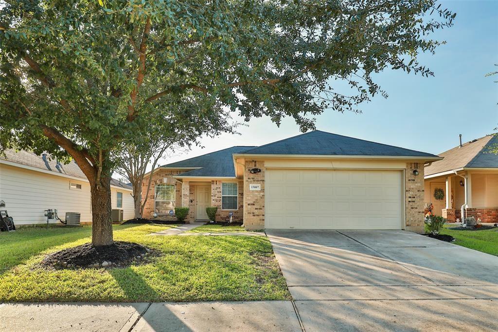 15807 Sarasam Creek Ct in Cypress, TX - Building Photo