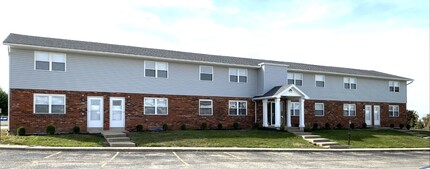 Anna Laura Apartment in Beavercreek, OH - Foto de edificio - Building Photo