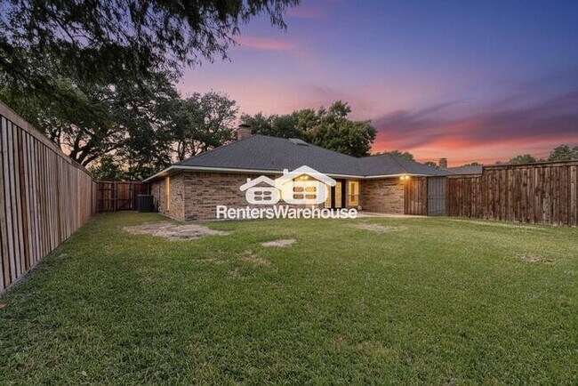 5016 Norfolk Dr in Plano, TX - Foto de edificio - Building Photo