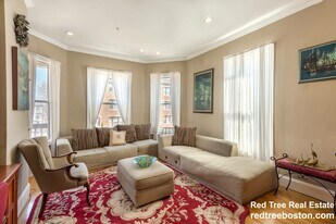 74 Georgia St, Unit 1 in Boston, MA - Building Photo