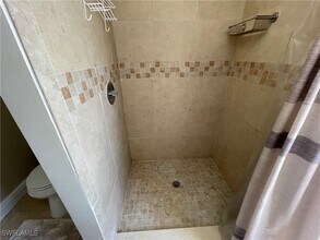 9871 El Greco Cir in Bonita Springs, FL - Building Photo - Building Photo