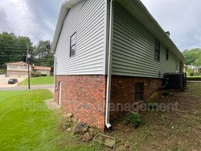 450 Westchester Dr in Birmingham, AL - Building Photo - Building Photo