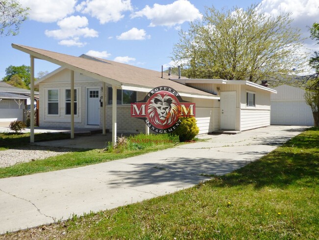 property at 1052 Catherine St W
