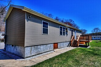 7699 NY-81 in Oak Hill, NY - Building Photo - Building Photo