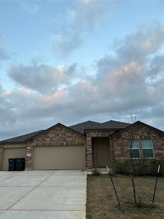 248 Vortex Pass in Kyle, TX - Building Photo