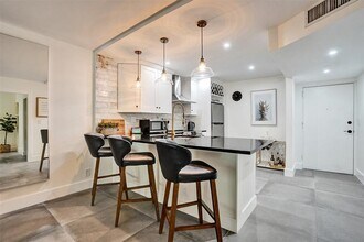 3000 NE 5th Terrace in Wilton Manors, FL - Building Photo - Building Photo
