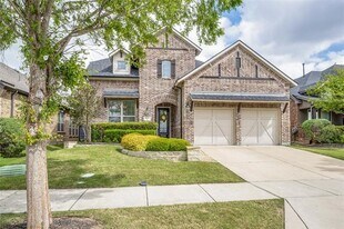 851 Forest St in Aubrey, TX - Building Photo