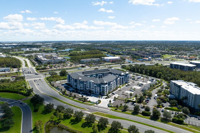 V by Alta in Orlando, FL - Building Photo - Building Photo
