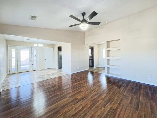 1925 Clearwater Loop NE in Rio Rancho, NM - Building Photo - Building Photo