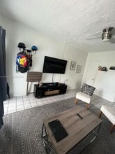 7155 Rue Notre Dame in Miami Beach, FL - Building Photo - Building Photo