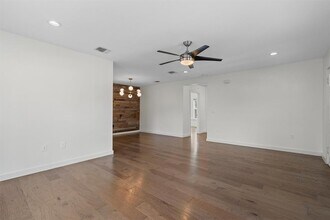 2705 S 2nd St in Austin, TX - Building Photo - Building Photo