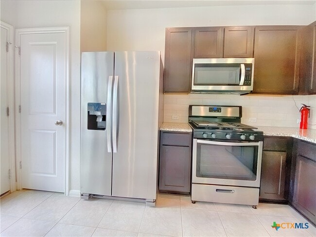 property at 121 Duck Crk Trl