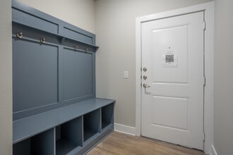 Solarium Apartments in Dallas, TX - Foto de edificio - Interior Photo