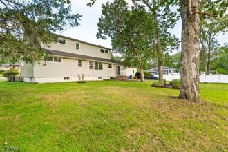 107 Konner Ave in Montville, NJ - Building Photo - Building Photo