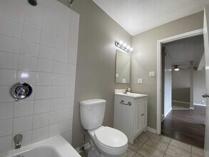 Key West Apartments in Saskatoon, SK - Building Photo - Building Photo