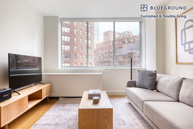 420 E 54th St
