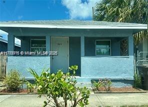 1019 21st St in West Palm Beach, FL - Building Photo