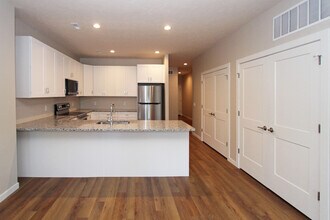 5226 Bancroft Ave in Lincoln, NE - Building Photo - Building Photo