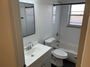 5650 Macey Ave, Unit 2 in Cincinnati, OH - Building Photo - Building Photo