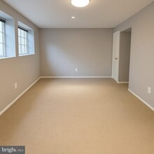5314 Larochelle Dr in Alexandria, VA - Building Photo - Building Photo