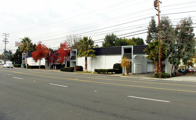 Homestead Manor in Santa Clara, CA - Foto de edificio - Building Photo