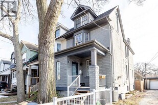 31 Kildonan Rd in Toronto, ON - Building Photo