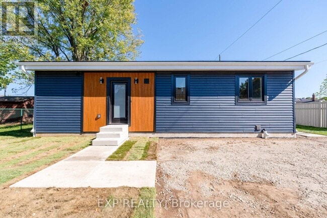 44 Kingsway Crescent in Brantford, ON - Building Photo - Building Photo