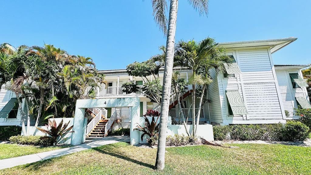 278 Cypress Point Dr in Palm Beach Gardens, FL - Building Photo