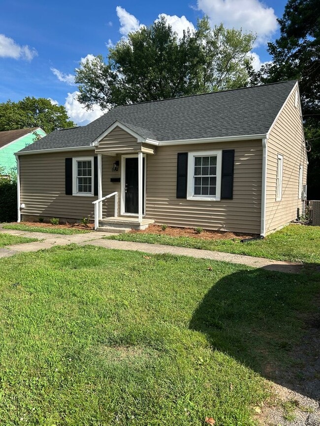 property at 612 E Twenty-Eighth St