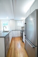 76 Slades Corner Rd in Dartmouth, MA - Building Photo - Building Photo