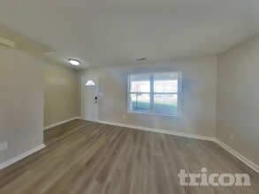 1432 Dowell St in Greenwood, IN - Building Photo - Building Photo