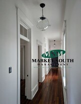 106 E Bolton St in Savannah, GA - Building Photo
