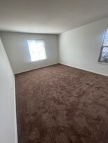 14584 Sleepy Creek Dr in Corona, CA - Building Photo