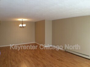 1111 Church St in Evanston, IL - Building Photo - Building Photo