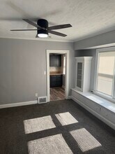 13805 Othello Ave, Unit Upstairs Unit in Cleveland, OH - Building Photo - Building Photo