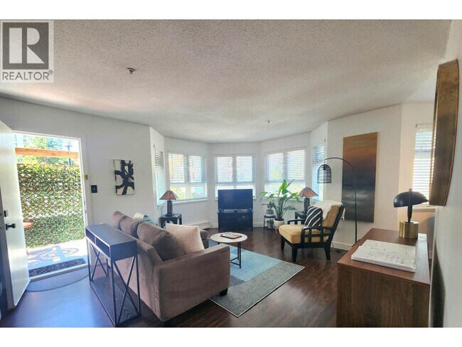 921 Thurlow St in Vancouver, BC - Building Photo - Building Photo